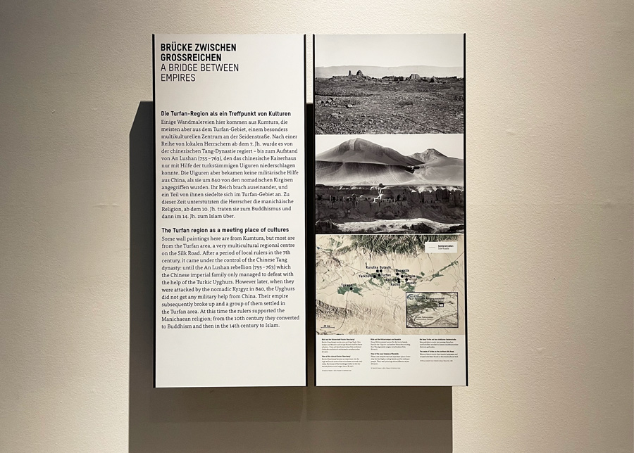 TypografischerEntwurf Ausstellungsgrafik Humboldt-Forum Berlin